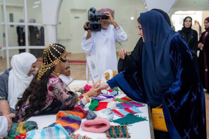 السّيدةُ الجليلةُ تزور محافظة البريمي