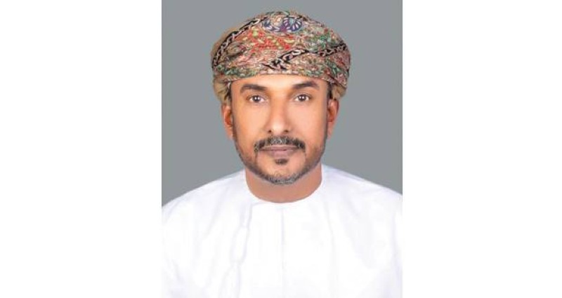 أوراق الخريف : مسندم ثغر عماني يحتضن المضيق