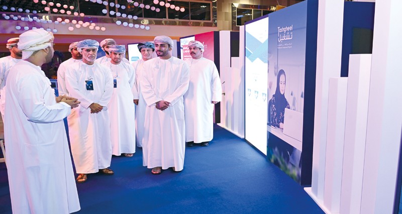 برعاية ذي يزن بن هيثم ..&laquo;معا نتقدم&raquo; يستعرض البرامج والمؤشرات .. وتواصل بين الحكومة والمجتمع