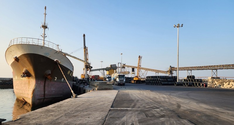 678 ألف طن حجم مناولة البضائع فـي ميناء السويق العام الماضي