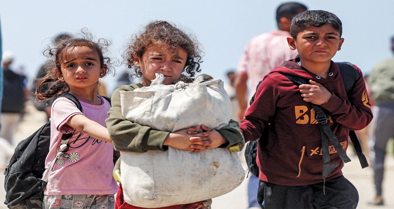 سلطنة عمان تؤكد على ضبط النفس والالتزام بالقوانين وتشدد على وقف النار فـي غزة