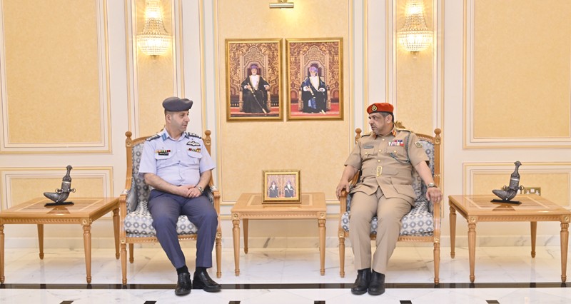 وفد كلية الدفاع الوطني الأردني يزور أكاديمية الدراسات الاستراتيجية والدفاعية