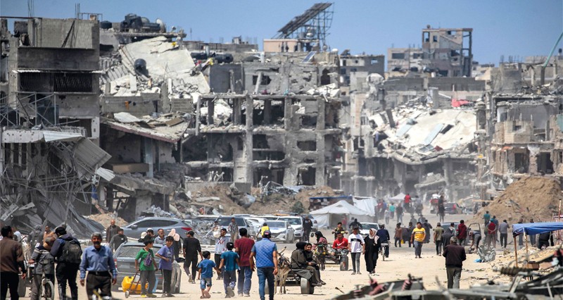 إسرائيل تشن سلسلة غارات على غزة تخلف شهداء وجرحى .. واعتقالات بالضفة