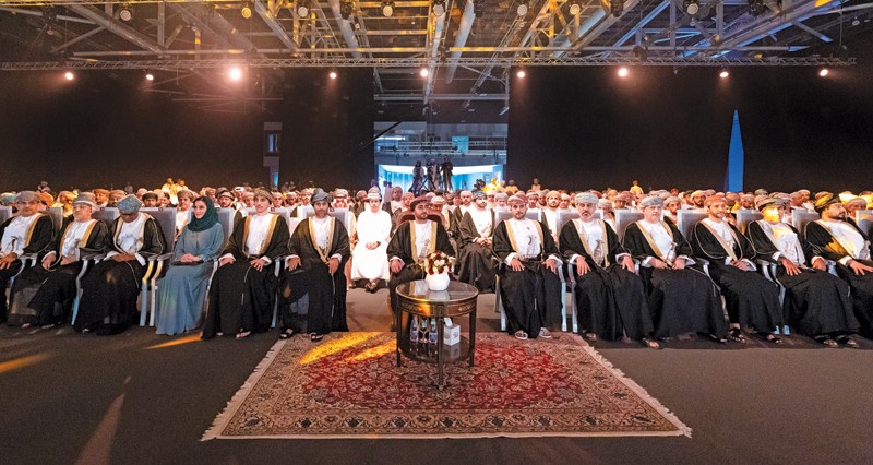 برعاية ذي يزن بن هيثم .. &laquo;الغرفة&raquo; تحتفل بالذكرى الخمسين لتأسيسها وتدشن الهوية الجديدة