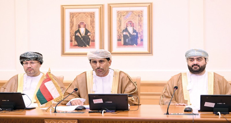 سلطنة عمان والإمارات تبحثان تطوير العلاقات البرلمانية