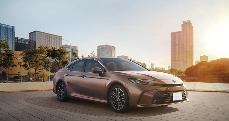 سعود بهوان للسيارات تكشف عن تويوتا كامري الجديدة