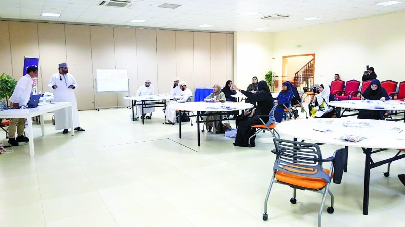 ١٧ فنانا يشاركون فـي حلقة فن القصص المصورة الياباني &laquo;المانجا&raquo; بولاية صور