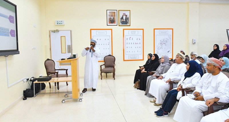 مناقشة صرف الأجهزة التعويضية والوسائل المساعدة لذوي الإعاقة