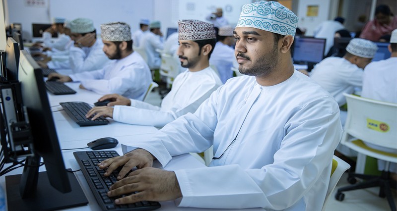 الأحد .. جامعة التقنية والعلوم التطبيقية تستقبل &laquo;8482&raquo; طالبا وطالبة