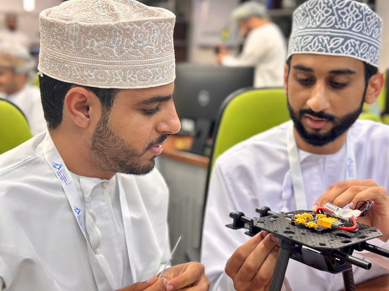 اختتام مسابقة عمان للطائرات المسيّرة &laquo;الدرونز&raquo; والمعززة بالذكاء الاصطناعي