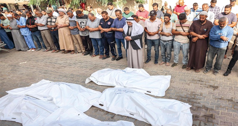 إسرائيل تطعن الإنسانية بجريمة جديدة .. والمستهدفون نازحون ودار أيتام