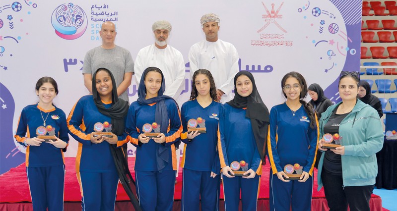 مدرسة السمير الخاصة تحصل على المركز الأول والإنجاز الدولية وصيفا ودرة الخليج الدولية ثالثا