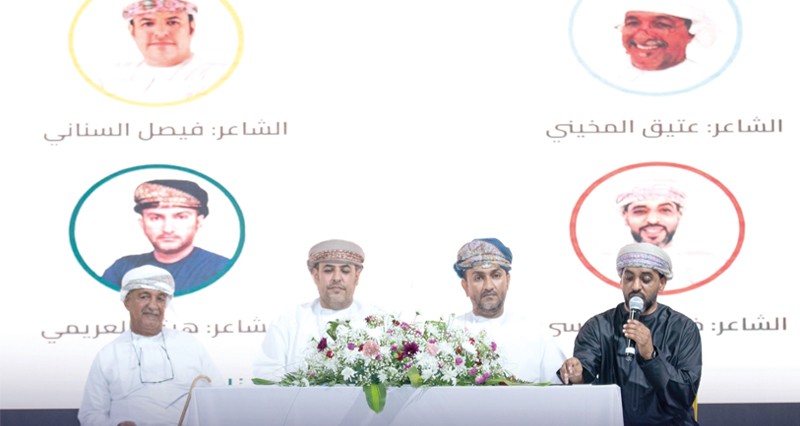 تواصل فعاليات معرض صور للكتاب وزواره من مختلف فئات المجتمع