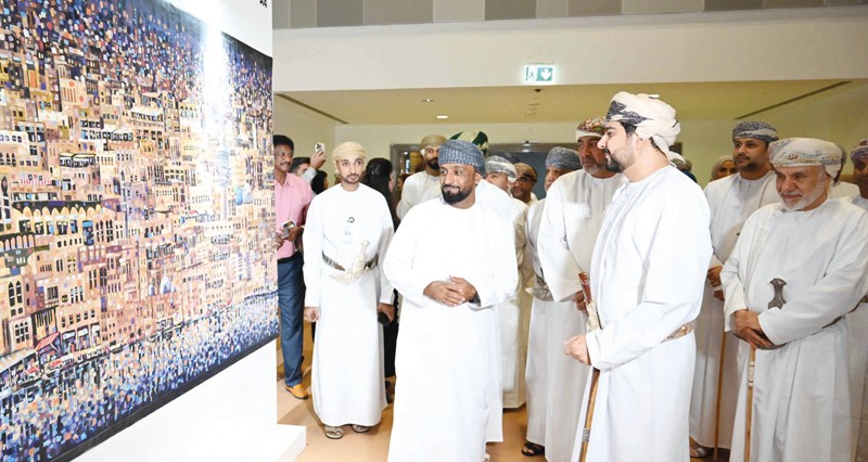 افتتاح معرض فن مسقط بمشاركة 250 فنانا تشكيليا