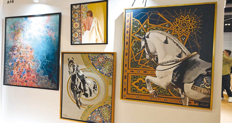 افتتاح معرض فن مسقط بمشاركة 250 فنانا تشكيليا