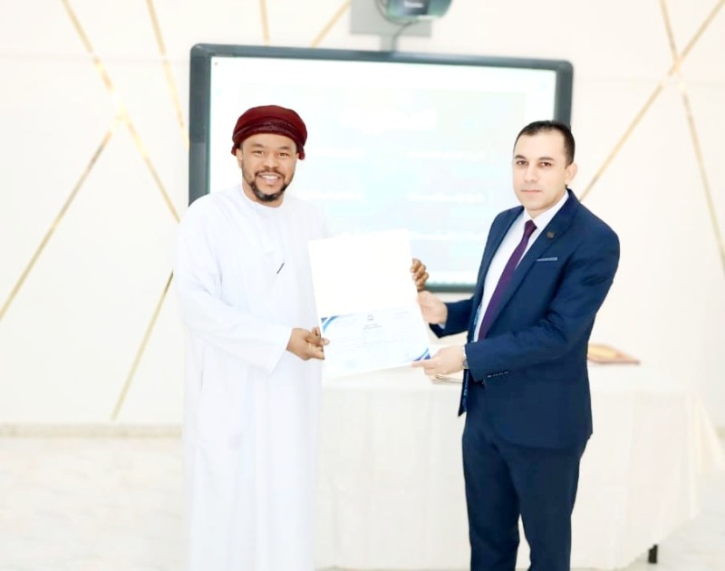 ختام الدورة التدريبية حول العملاء وإدارة الاتصال بجنوب الشرقية