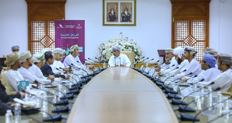 قافلة علمية للتوعية بالبحث العلمي والابتكار بشمال الباطنة