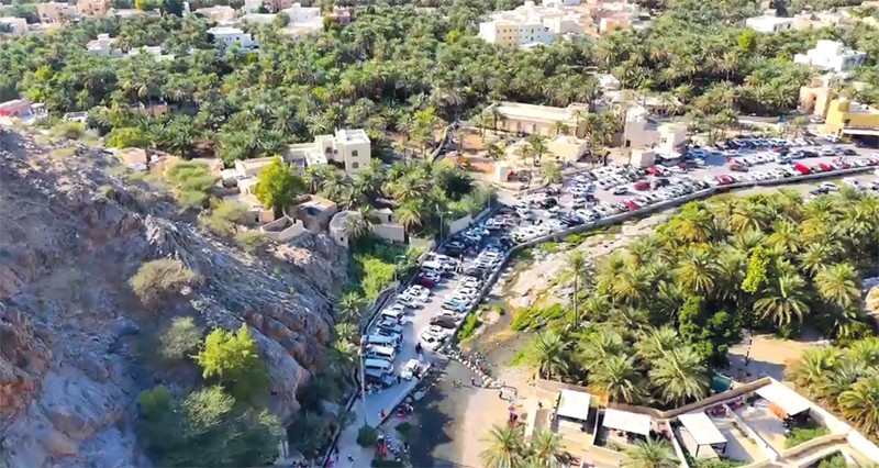 حركة سياحية نشطة فـي &laquo;نخل والجبل الأخضر&raquo;