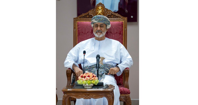 زيارة جلالة السلطان لمدرسة السلطان فيصل بن تركي رسالة عميقة الأثر للهيئات التعليمية والطلبة