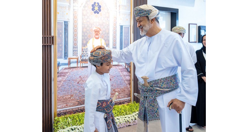 زيارة جلالة السلطان لمدرسة السلطان فيصل بن تركي رسالة عميقة الأثر للهيئات التعليمية والطلبة