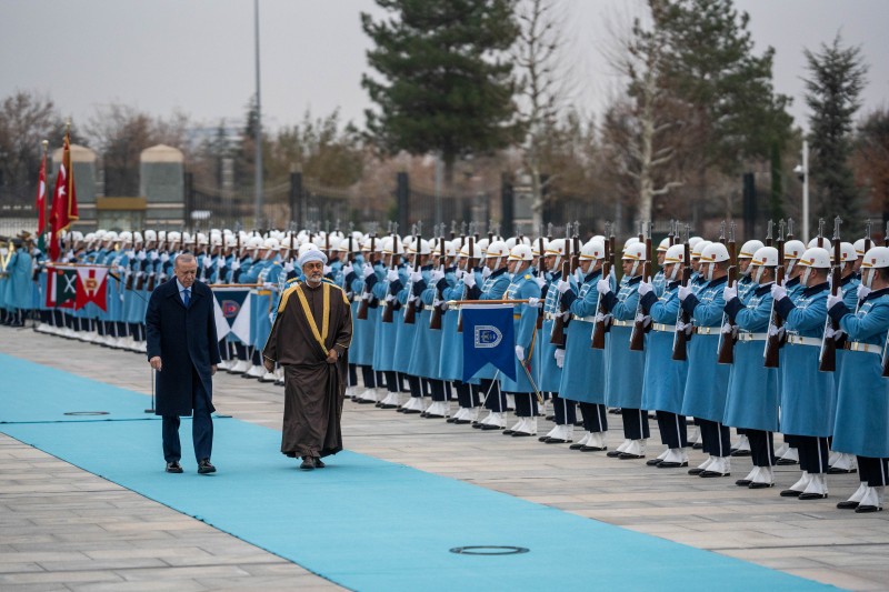 جلالة السلطان والرئيس التركي يبحثان تعزيز علاقات الصداقة التاريخية بين البلدين وجوانب التعاون والاستثمار