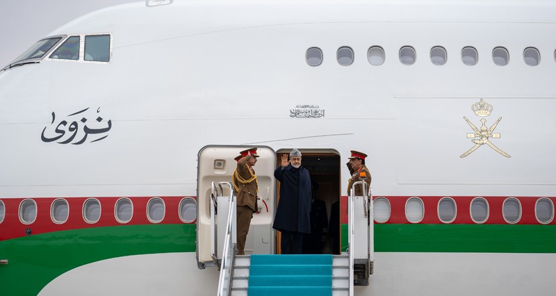 جلالة السلطان يغادر تركيا