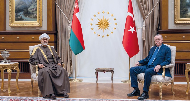 جلالة السلطان والرئيس التركي يبحثان تعزيز علاقات الصداقة التاريخية بين البلدين وجوانب التعاون والاستثمار