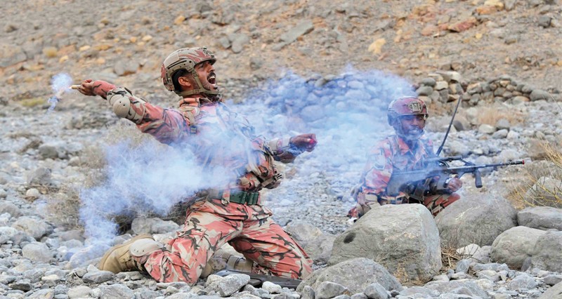 قوات السلطان المسلحة .. درع متين وحصن حصين للدفاع عن مكتسبات الوطن ومنجزاته