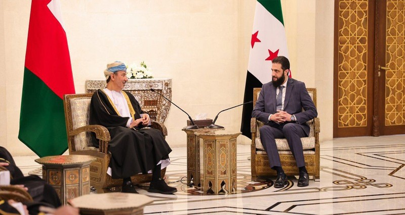 تحيات جلالة السلطان لقائد الإدارة الانتقالية السورية ينقلها السفير المتجول في الخارجية