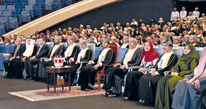 مهرجان المسرح العربي بدورته الـ15 يواصل عروضه وفعالياته المتنوعة