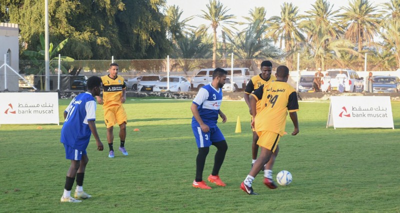 بنك مسقط يفتح باب التسجيل أمام الفرق الأهلية للاستفادة من برنامج &laquo;الملاعب الخضراء&raquo;