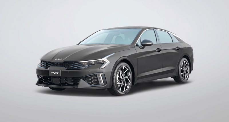 كيا كيه 5 سيارة الصالون متوسطة الحجم والمبتكرة