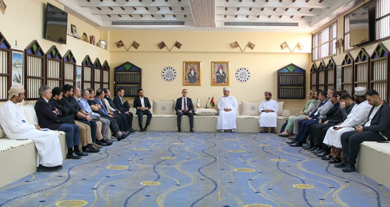 رجال الأعمال العمانيين ونظرائهم الأتراك يبحثون العلاقات الاقتصادية