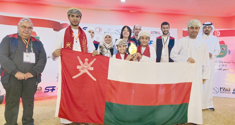 سلطنة عمان تحرز مراكز متقدمة فـي البطولة العربية للروبوت والذكاء الاصطناعي