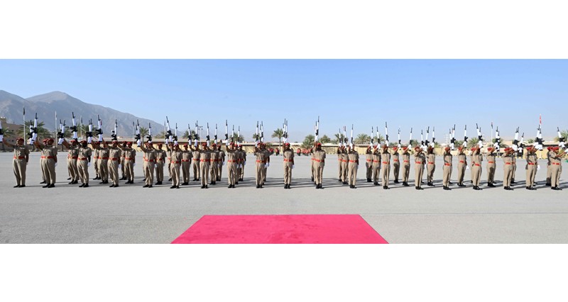 الجيش السلطاني العماني يحتفل بتخريج دفعة من الجنود المستجدين