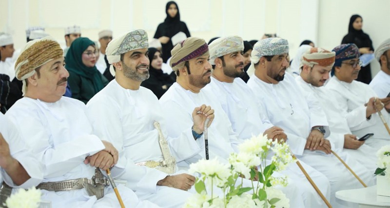 مجمع شناص الصحي يحتفل بيوم المختبرات الطبية