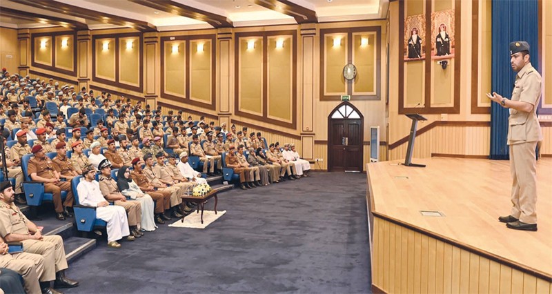 سلاح الجو السلطاني ينظم ندوة &laquo;قيادة التغيير والتحسين المستمر&raquo;