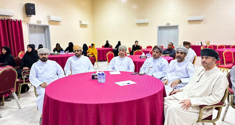 محاضرات وبرامج مجتمعية فـي مصيرة