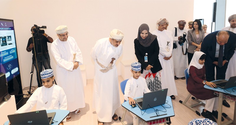 &laquo;التربية والتعليم&raquo; تدشن مشروع رقمنة المناهج الدراسية