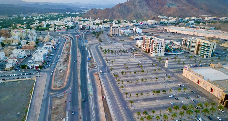 محافظة الداخلية: تنفيذ 68 مشروعًا تنمويًا بأكثر من 44.7 مليون ريال عُماني