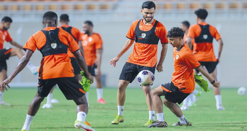 الطريق إلى كأس العالم 2026 .. منتخبنا يرفع وتيرة استعداداته لمواجهة الأردن.. ورئيس الاتحاد يزور مقر الإقامةجوائز تحفيزية.. وجبة إفطار.. أهم العوامل لجذب الجماهير فـي مهمة وطنية خالصة