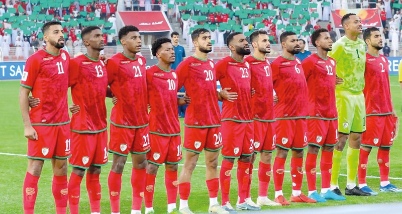 الطريق إلى كأس العالم 2026 .. الرواس نقل تحيات ذي يزن بن هيثم للاعبي المنتخب مؤكدا متابعته لأدق التفاصيل