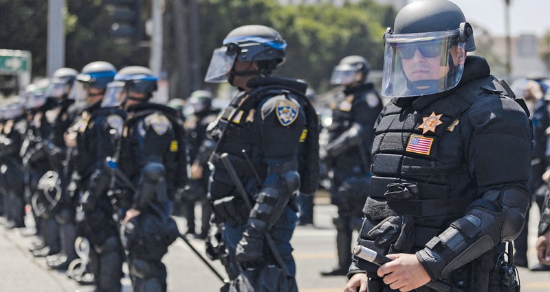 ترامب يأمر بنشر ألفي عنصر إضافـي من الحرس الوطني فـي لوس أنجلوس