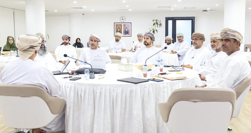 حلقة تناقش تنظيم قطاع بيع المركبات المستعملة