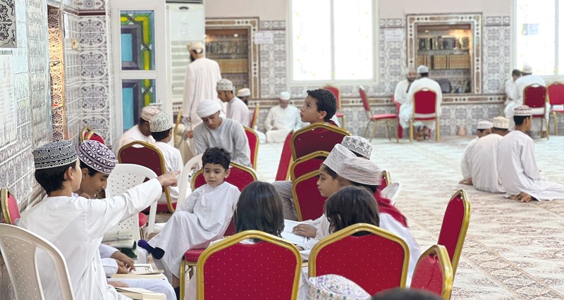 افتتحت فرعها الثاني عشر ببركاء .. جمعية القرآن الكريم تنظم فعالية &laquo;اليوم القرآني العماني الثالث&raquo;