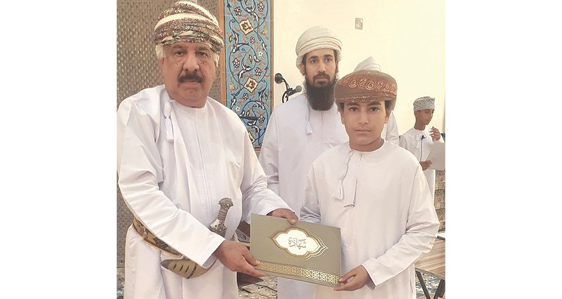 تعزيز القيم الإسلامية والوطنية فـي ختام البرامج الصيفية بعدد من الولايات