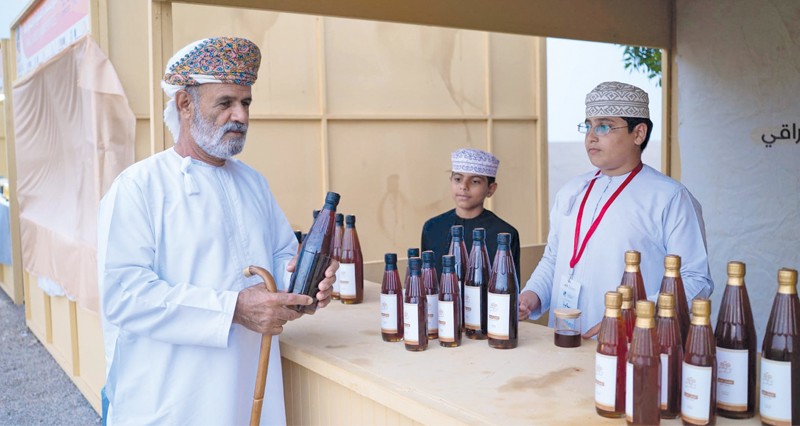 ملتقى &laquo;أجواء الأشخرة 2025&raquo; ينعش الحركة الاقتصادية ويعزز بيئة ريادة الأعمال والسياحة