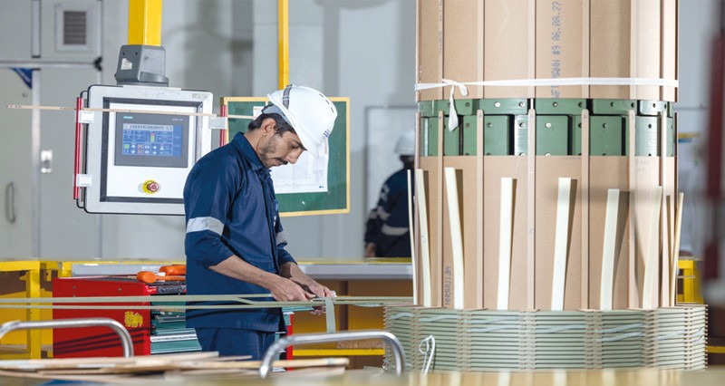 قرار بتحديد الحد الأدنى للعلاوة الدورية وتنظيم صرفها للعمانيين فـي القطاع الخاص