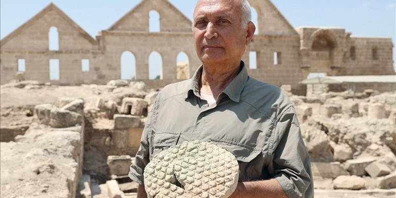 العثور على قالب خبز أثري فـي تركيا عمره حوالي 800 عام