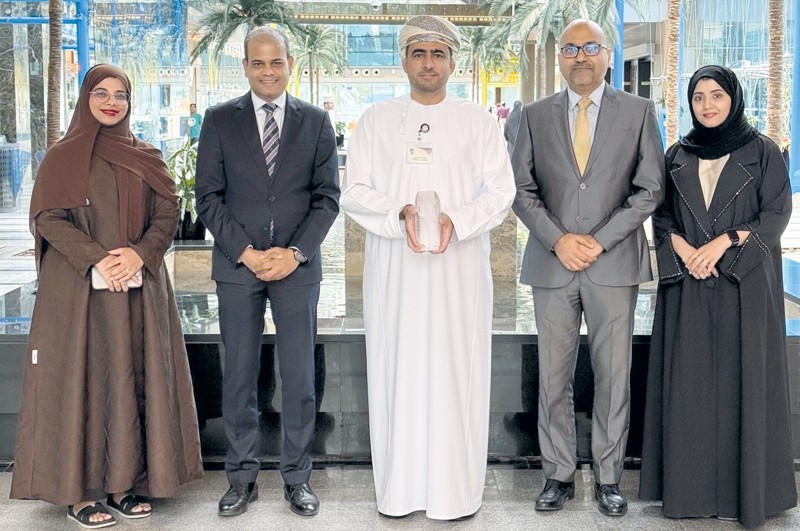 بنك مسقط يحصد جائزة أفضل بنك فـي مجال الاستثمار فـي سلطنة عمان لعام 2025